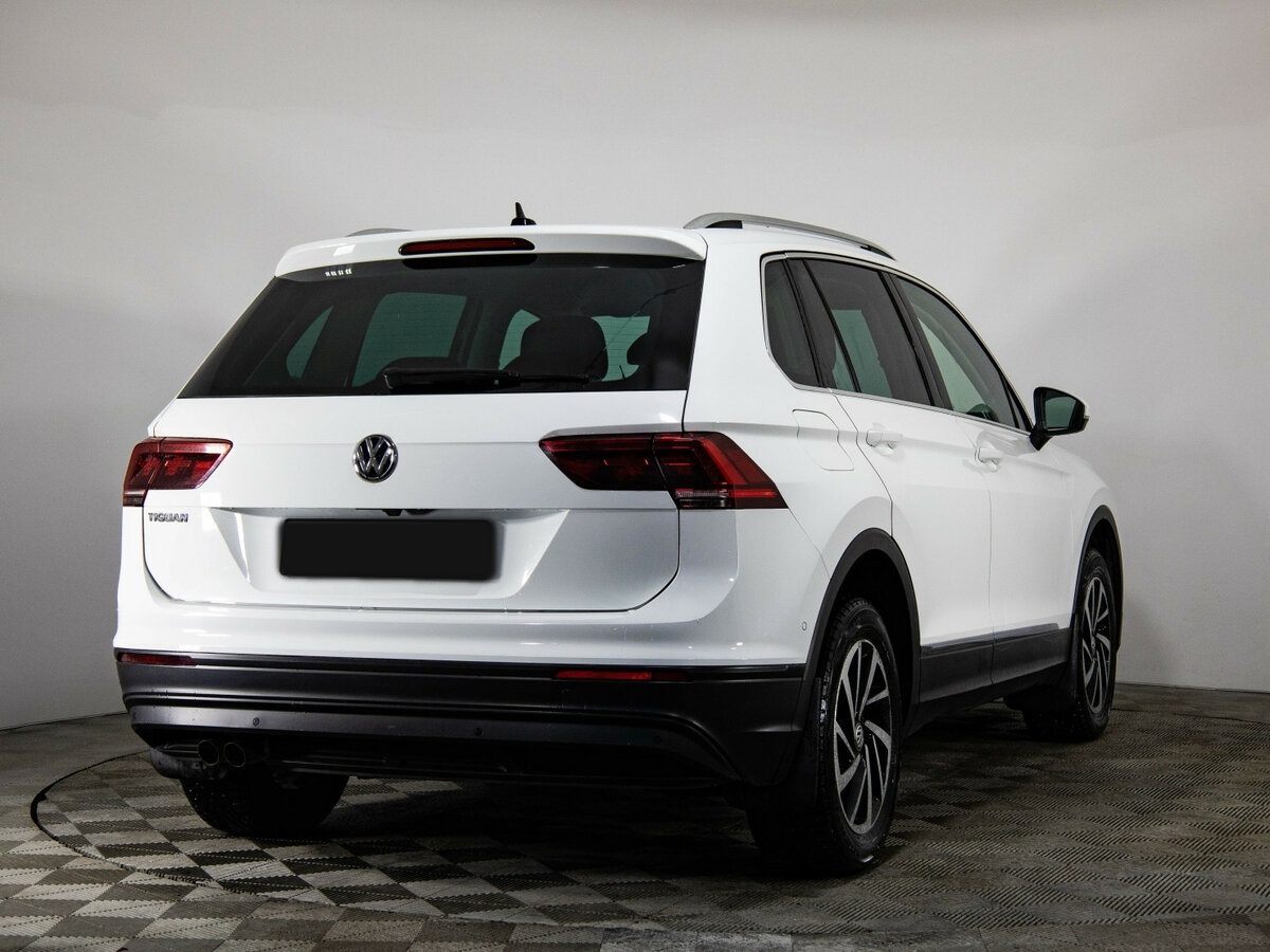 Volkswagen Tiguan с пробегом — 2018 год. Фото: #4