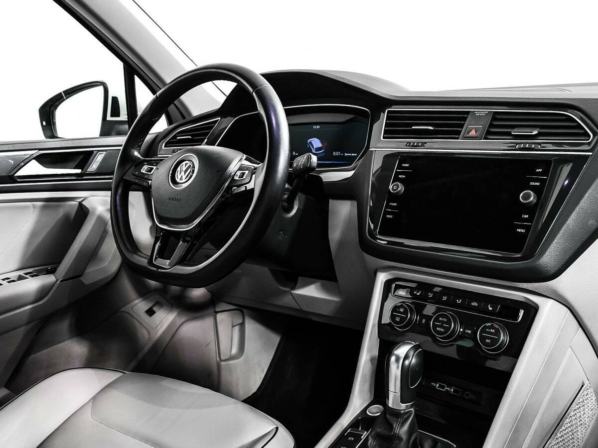Volkswagen Tiguan с пробегом — 2018 год. Фото: #8