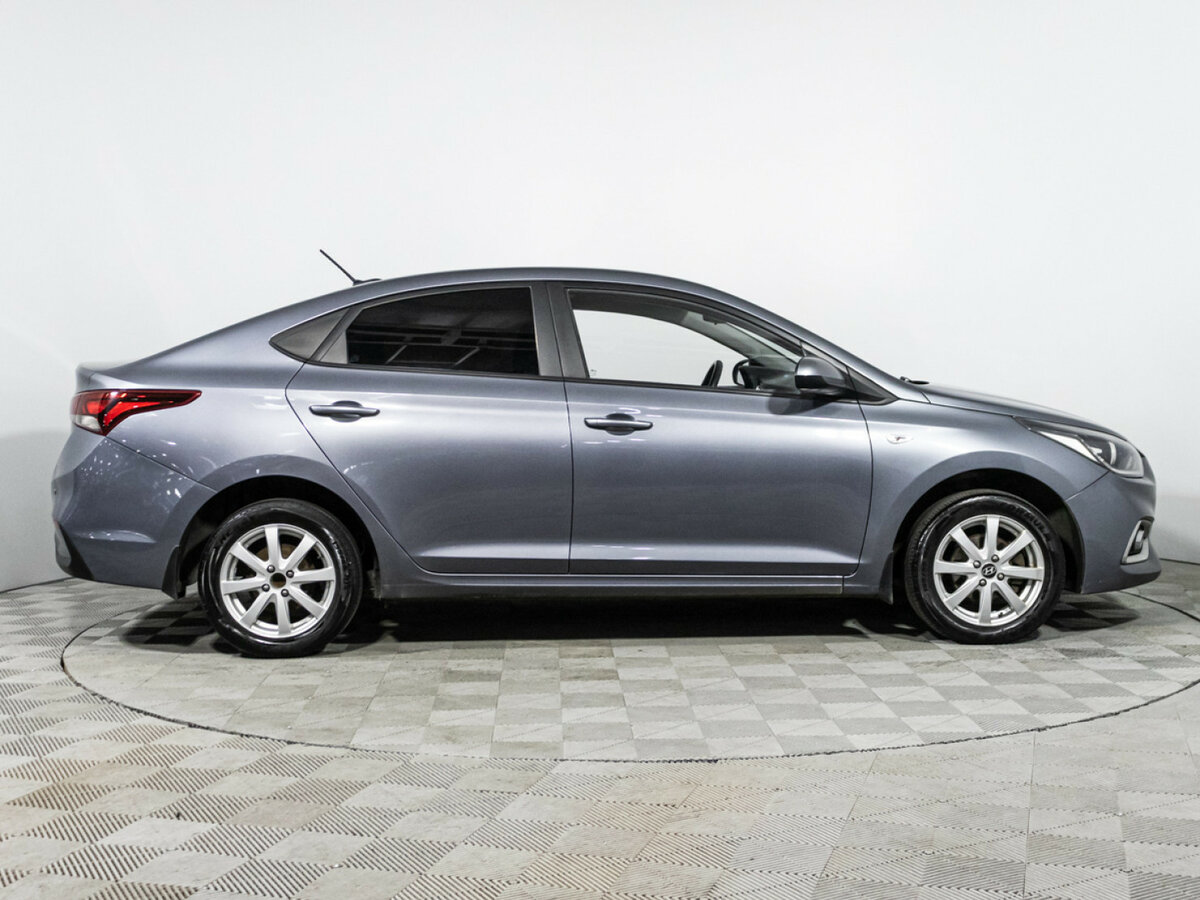 Hyundai Solaris с пробегом — 2018 год. Фото: #4