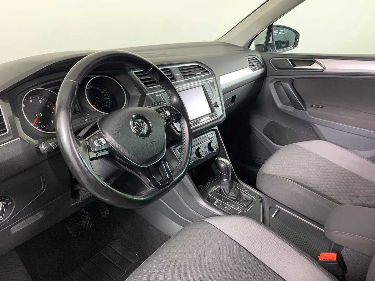 Volkswagen Tiguan с пробегом — 2017 год. Фото: #11