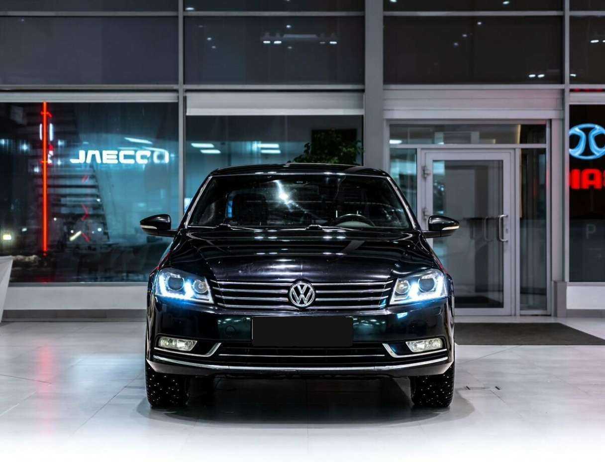 Volkswagen Passat с пробегом — 2013 год. Фото: #1