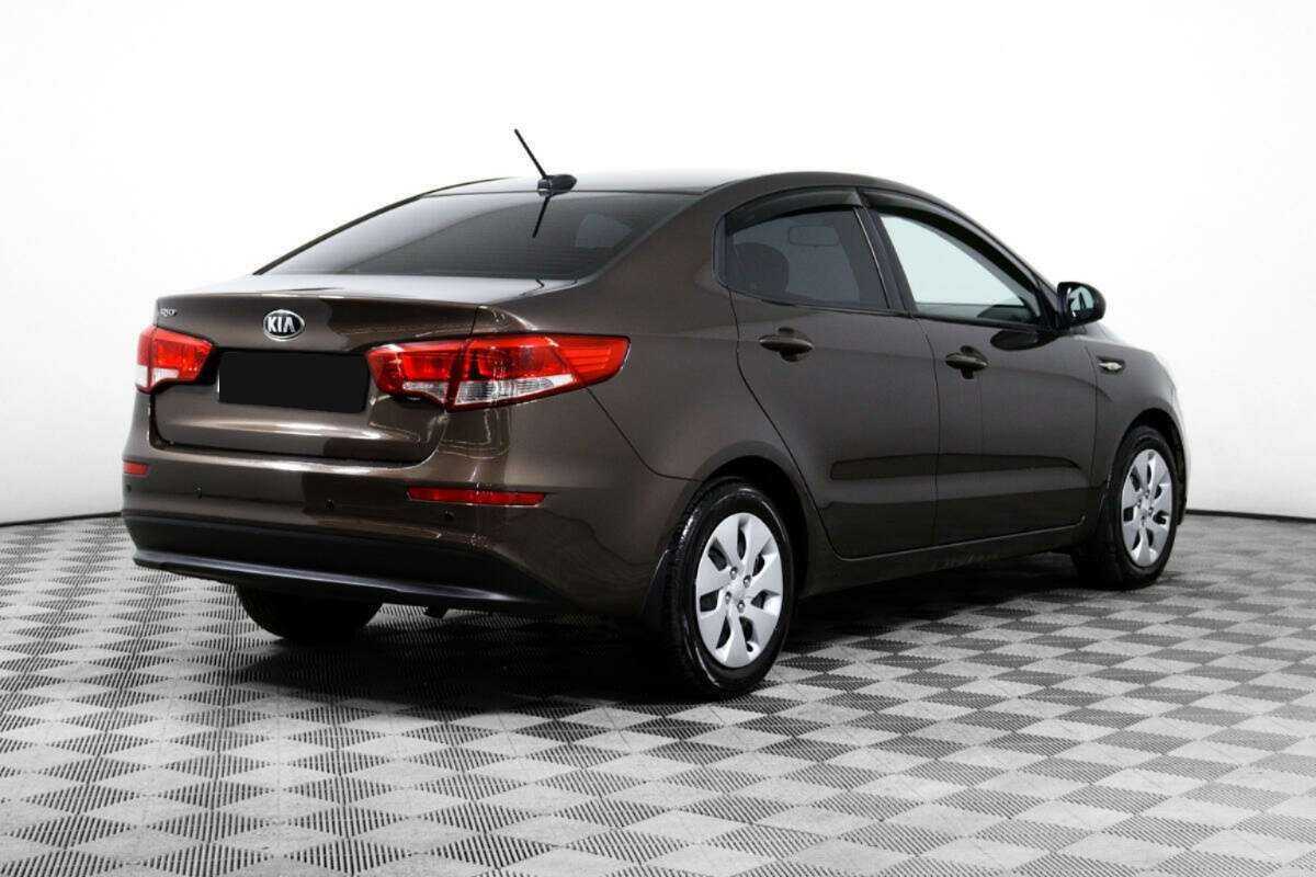 Kia Rio с пробегом — 2016 год. Фото: #4
