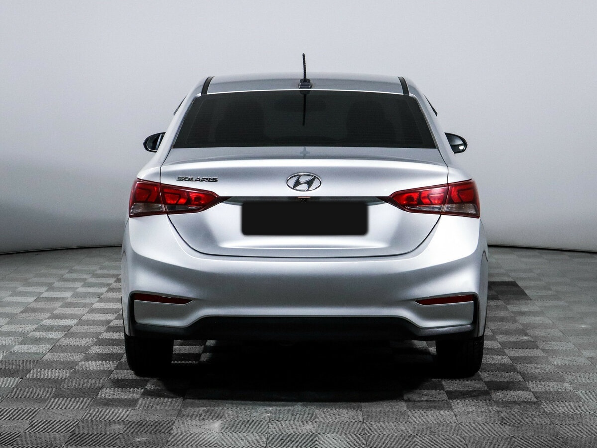 Hyundai Solaris с пробегом — 2018 год. Фото: #4