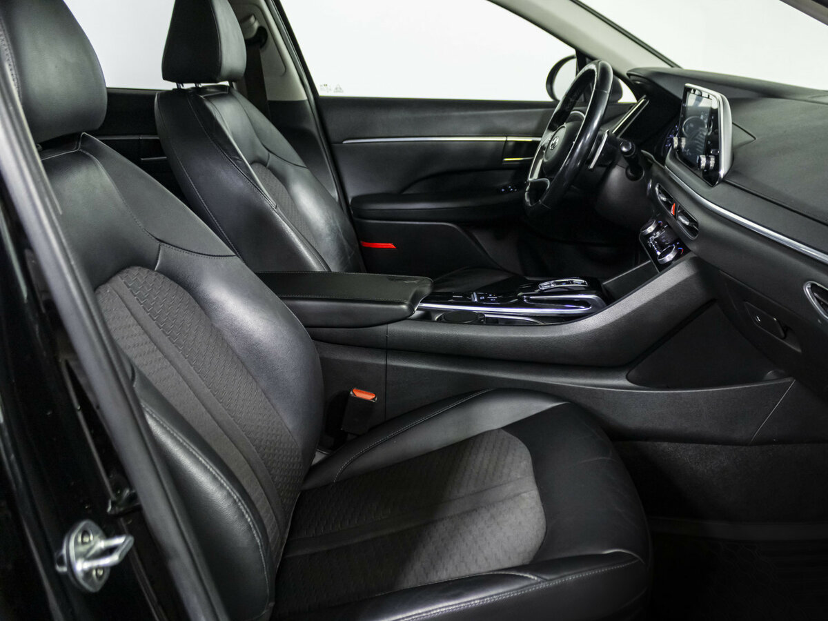 Hyundai Sonata с пробегом — 2020 год. Фото: #7