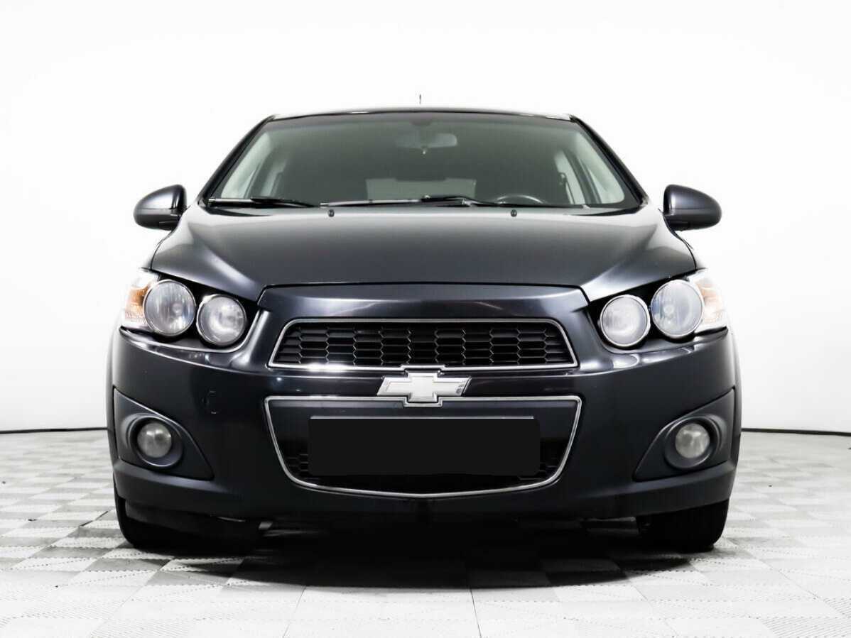 Chevrolet Aveo с пробегом — 2014 год. Фото: #1