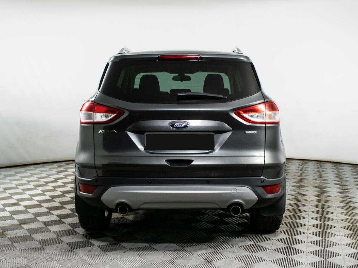 Ford Kuga с пробегом — 2015 год. Фото: #5