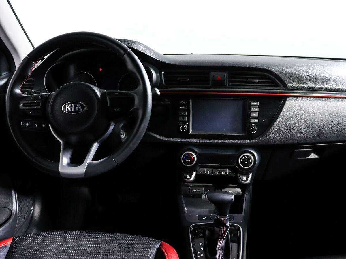 Kia Rio с пробегом — 2020 год. Фото: #9
