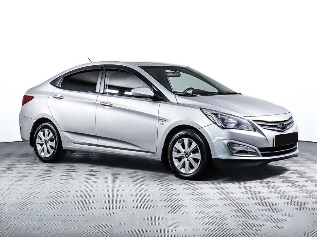Hyundai Solaris с пробегом — 2016 год. Фото: #1