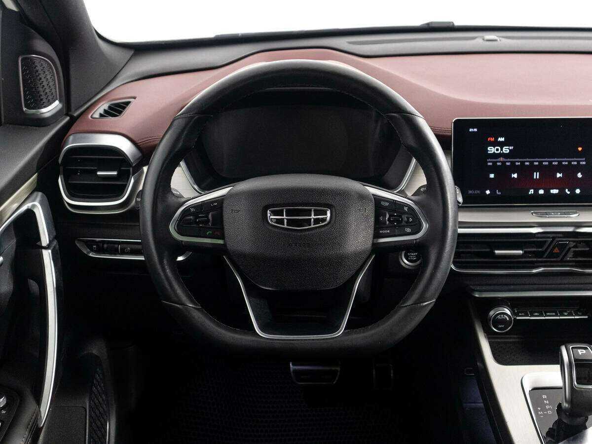 Geely Coolray с пробегом — 2021 год. Фото: #13