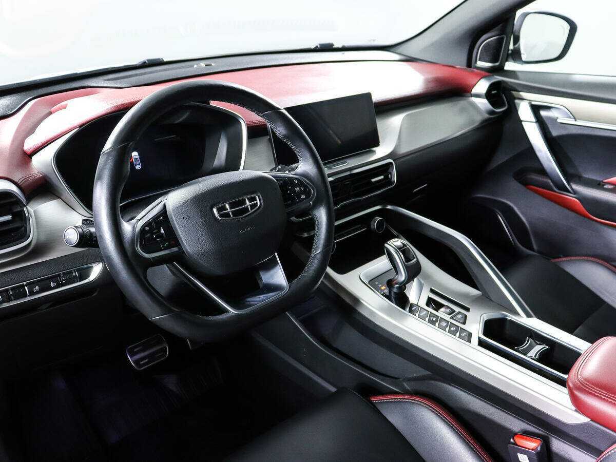 Geely Coolray с пробегом — 2021 год. Фото: #11