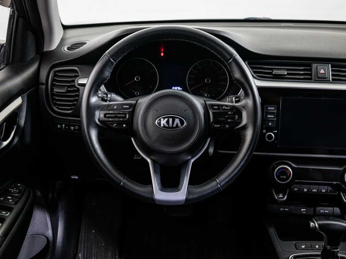 Kia Rio с пробегом — 2020 год. Фото: #11
