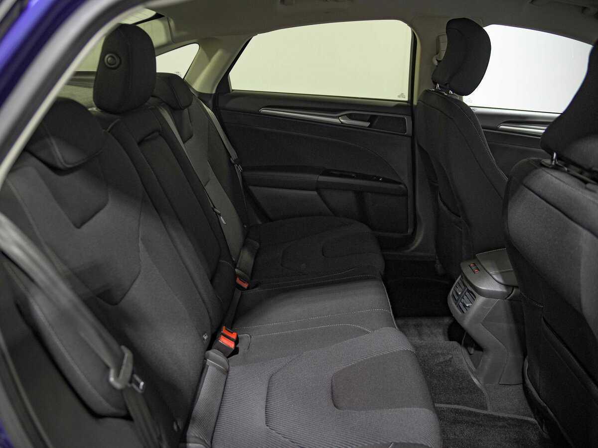 Ford Mondeo с пробегом — 2016 год. Фото: #13