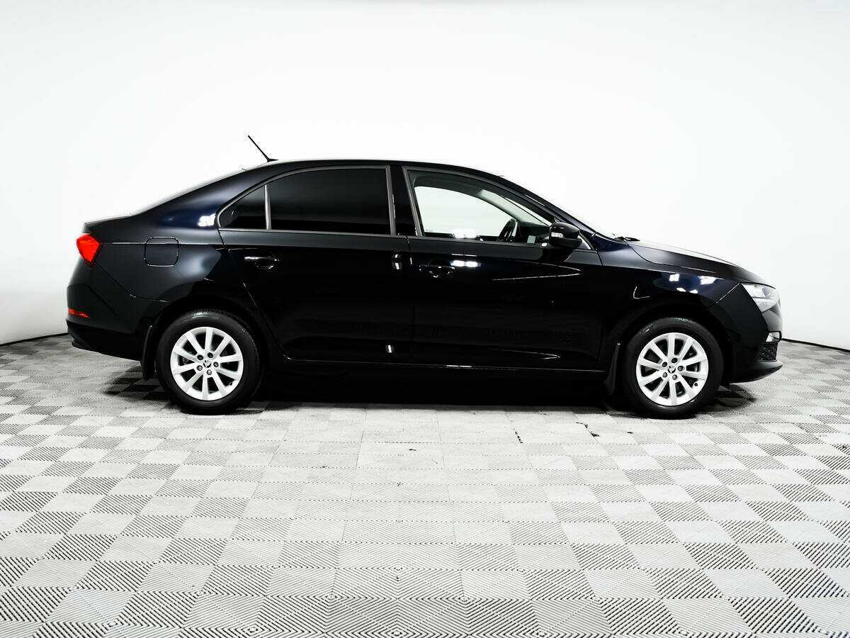 Skoda Rapid с пробегом — 2020 год. Фото: #3