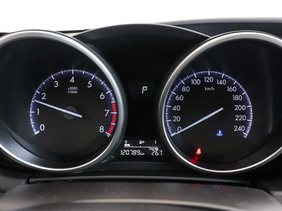 Mazda 3 с пробегом — 2012 год. Фото: #9