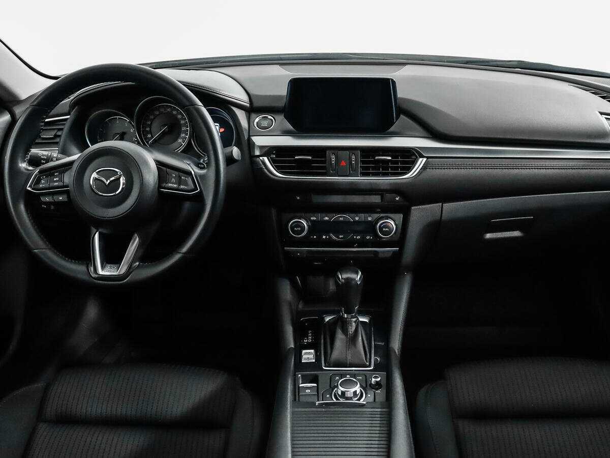Mazda 6 с пробегом — 2018 год. Фото: #13