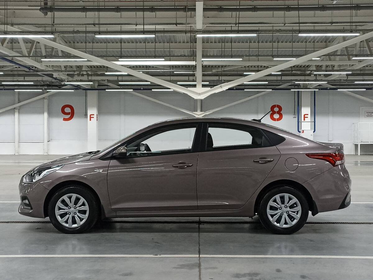 Hyundai Solaris с пробегом — 2019 год. Фото: #7