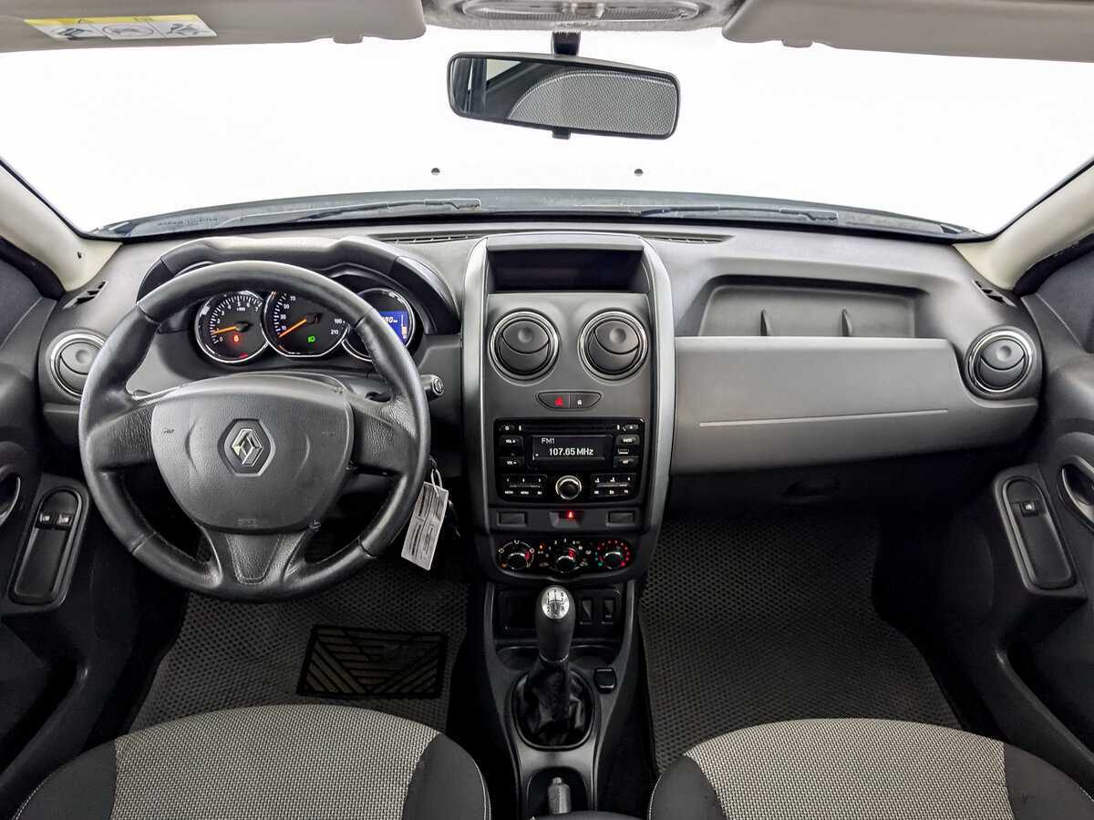 Renault Duster с пробегом — 2017 год. Фото: #11