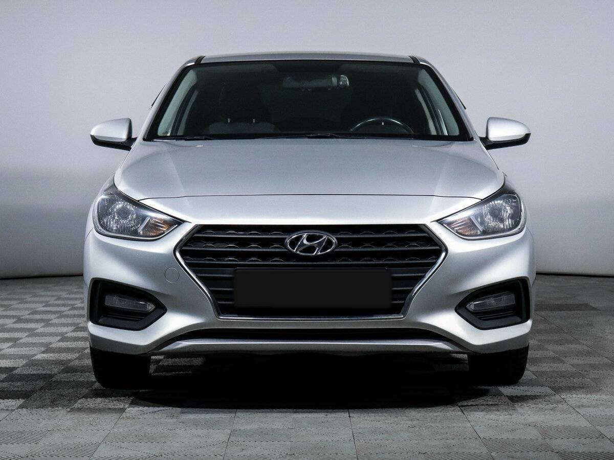 Hyundai Solaris с пробегом — 2018 год. Фото: #1