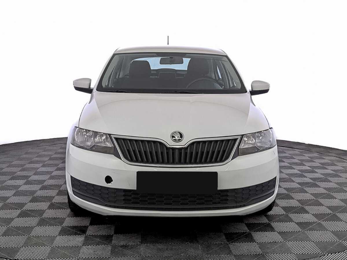 Skoda Rapid с пробегом — 2019 год. Фото: #1