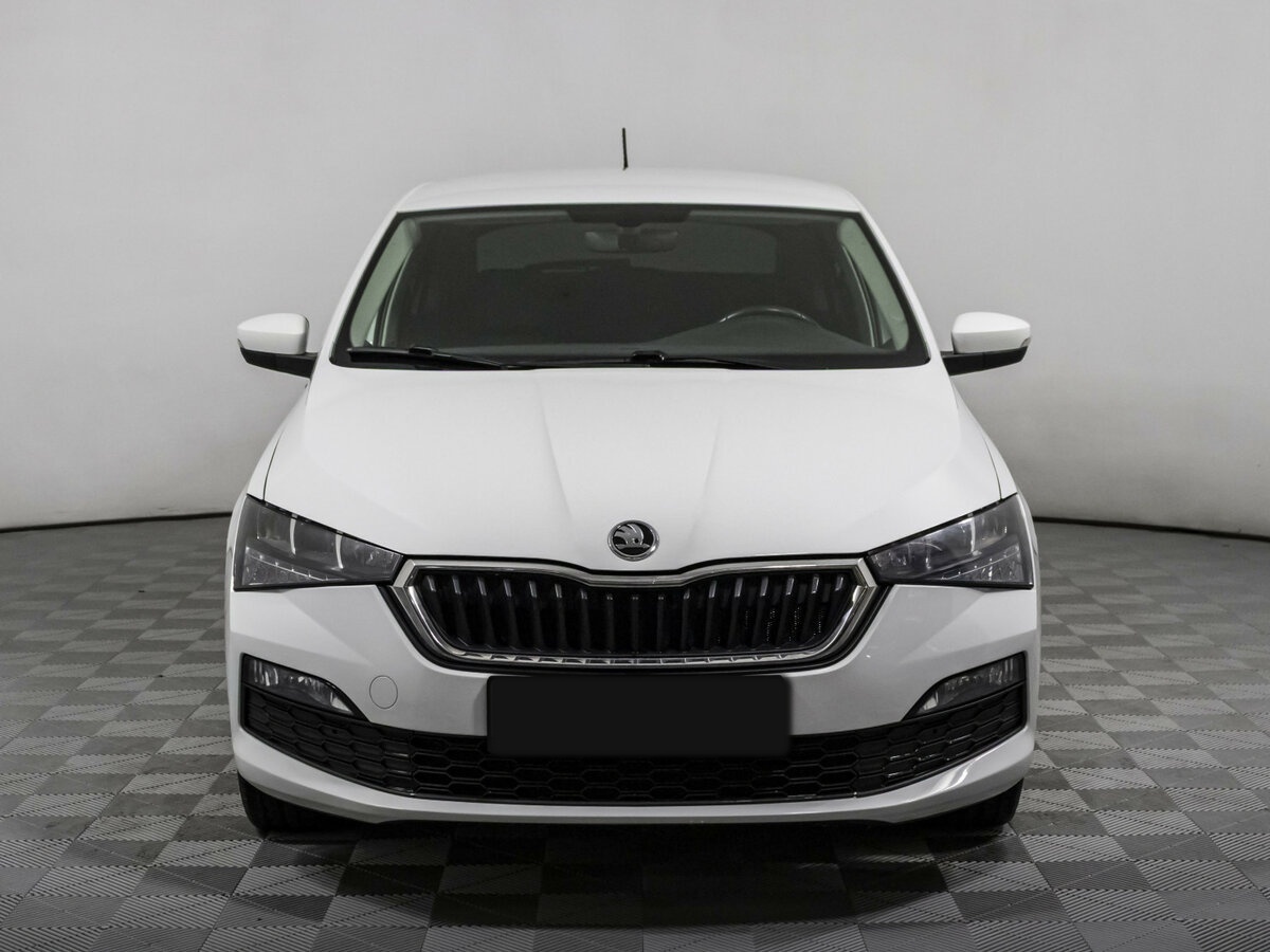 Skoda Rapid с пробегом — 2021 год. Фото: #1
