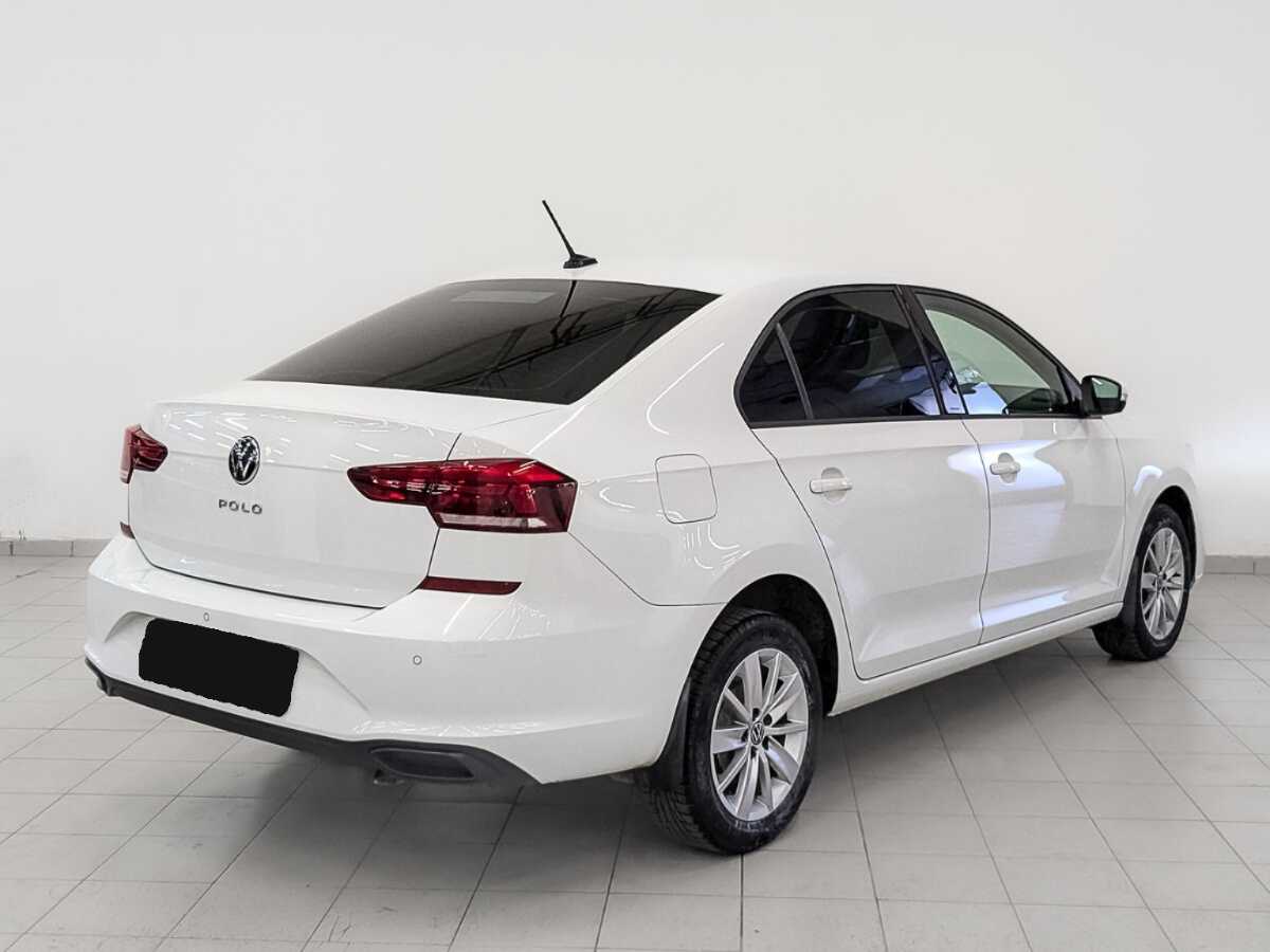 Volkswagen Polo с пробегом — 2021 год. Фото: #4