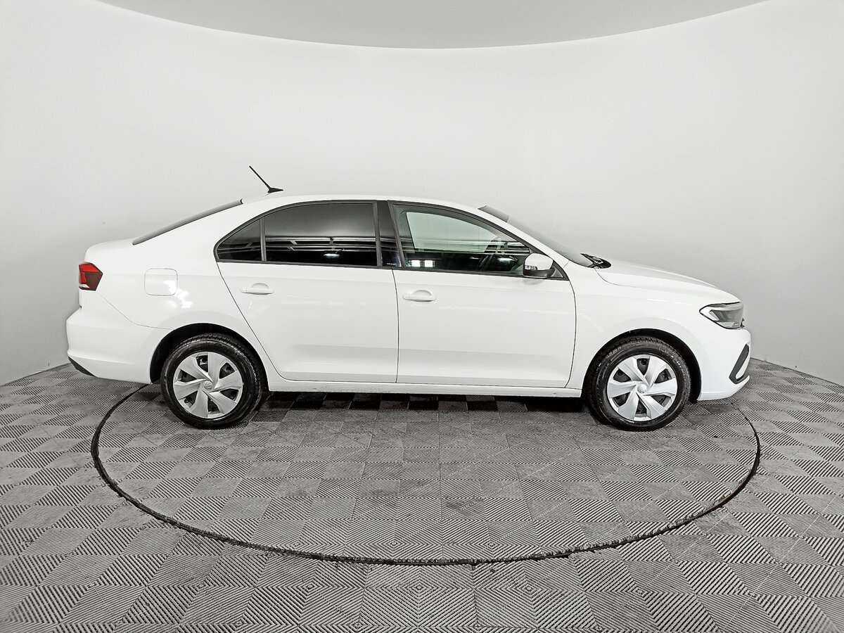 Volkswagen Polo с пробегом — 2020 год. Фото: #3