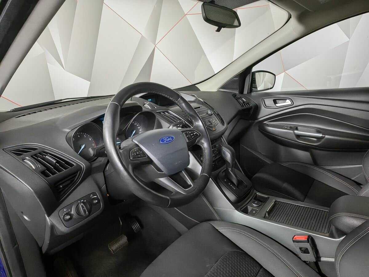 Ford Kuga с пробегом — 2018 год. Фото: #13