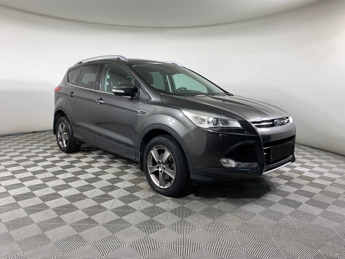 Ford Kuga с пробегом — 2016 год. Фото: #2