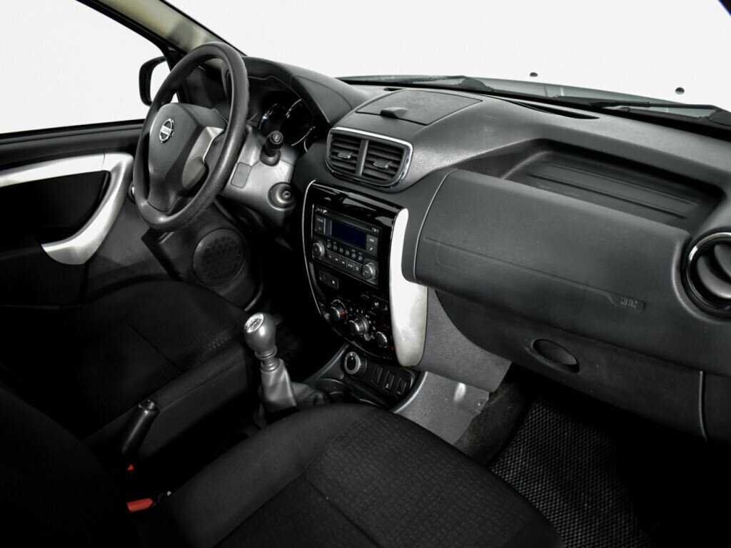 Nissan Terrano с пробегом — 2016 год. Фото: #7