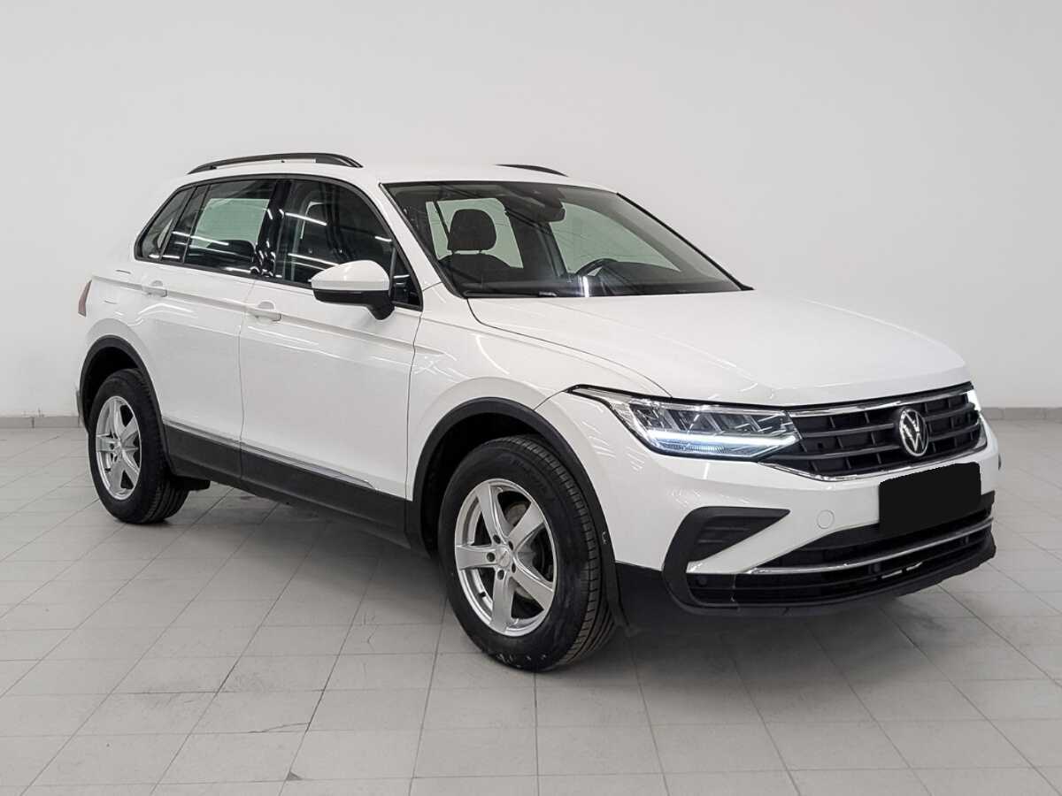 Volkswagen Tiguan с пробегом — 2021 год. Фото: #2