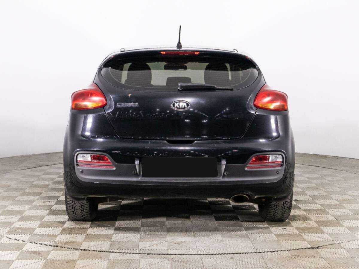 Kia Ceed с пробегом — 2014 год. Фото: #5