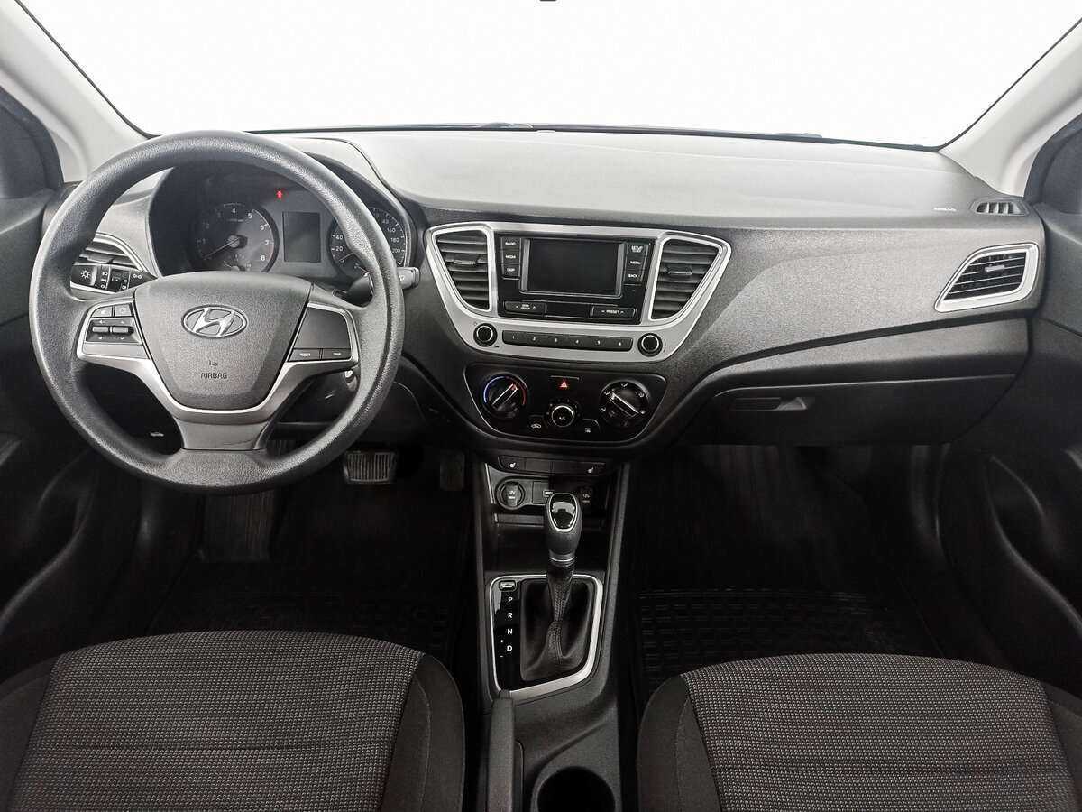 Hyundai Solaris с пробегом — 2020 год. Фото: #11