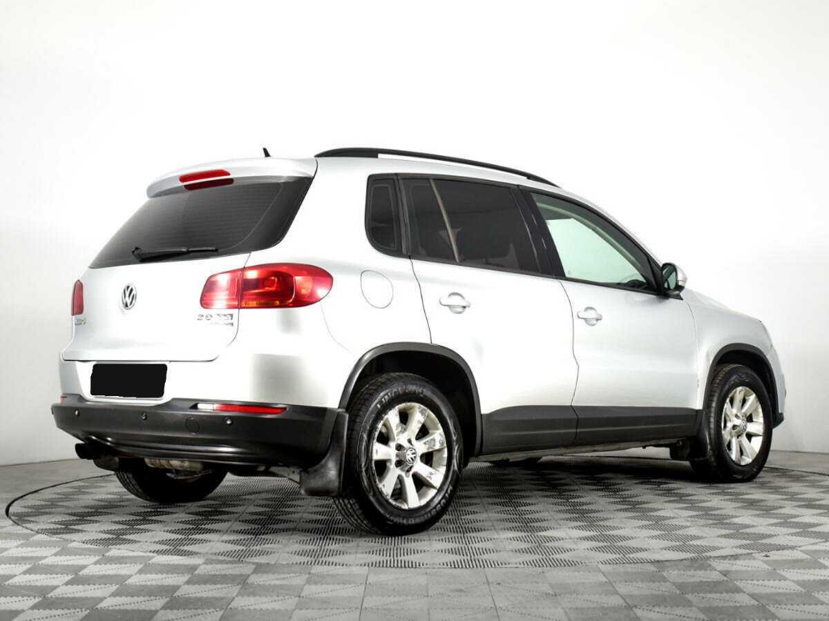 Volkswagen Tiguan с пробегом — 2012 год. Фото: #4