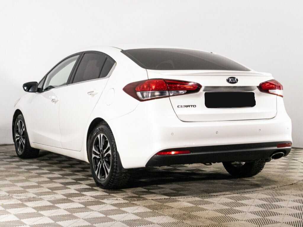 Kia Cerato с пробегом — 2017 год. Фото: #6