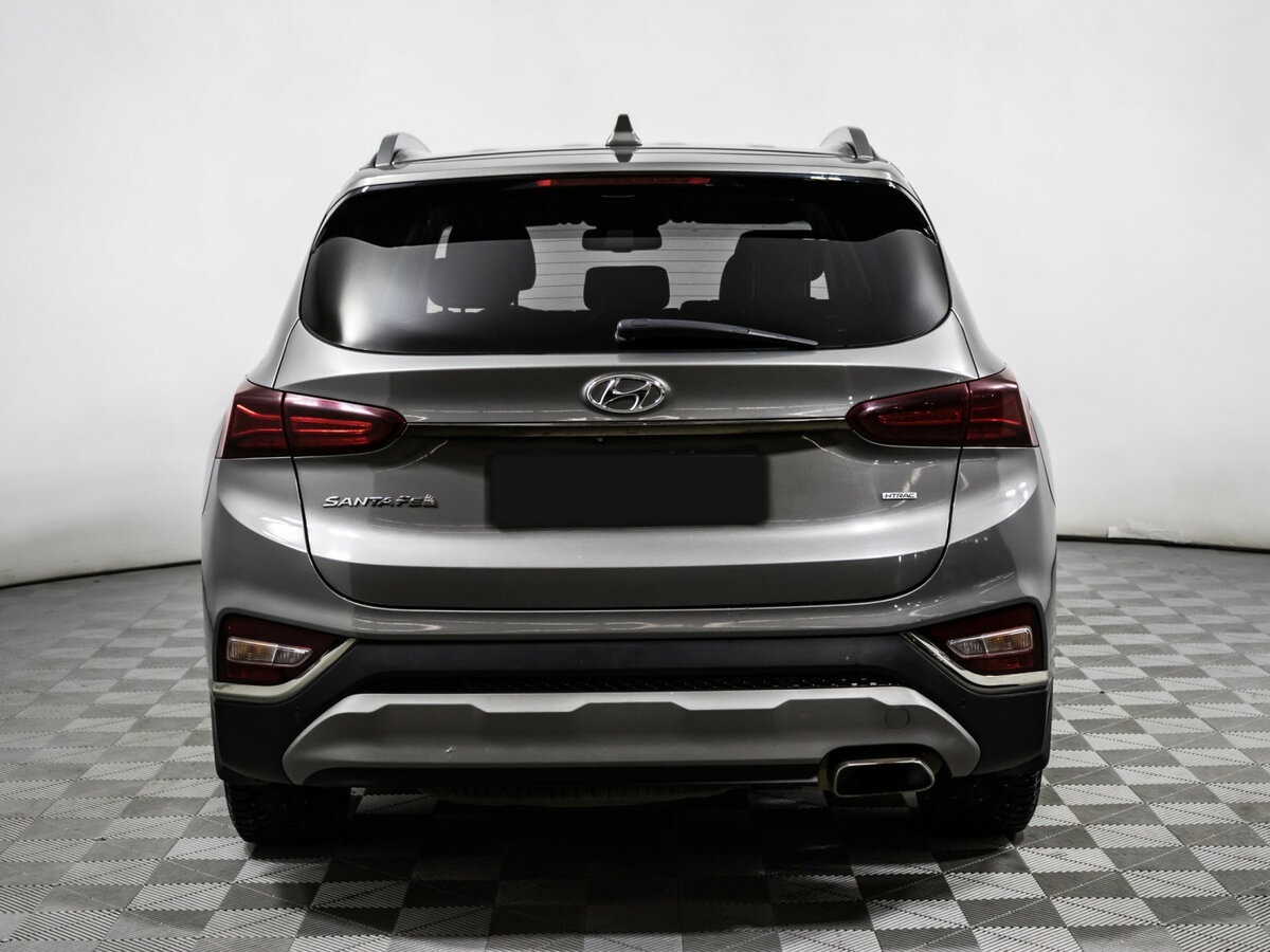 Hyundai Santa Fe с пробегом — 2019 год. Фото: #4