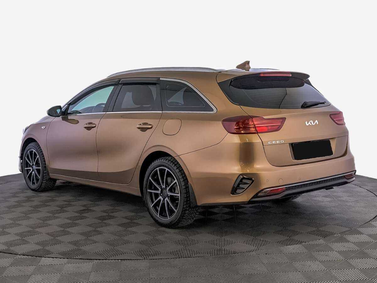 Kia Ceed с пробегом — 2021 год. Фото: #6