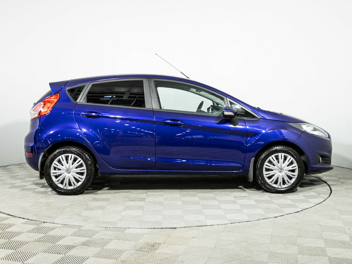 Ford Fiesta с пробегом — 2016 год. Фото: #3
