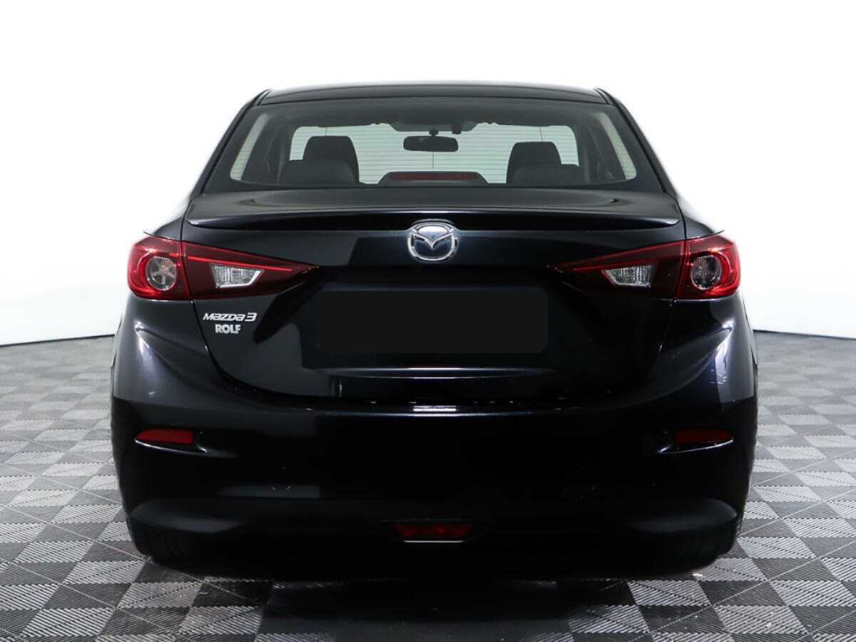 Mazda 3 с пробегом — 2017 год. Фото: #5