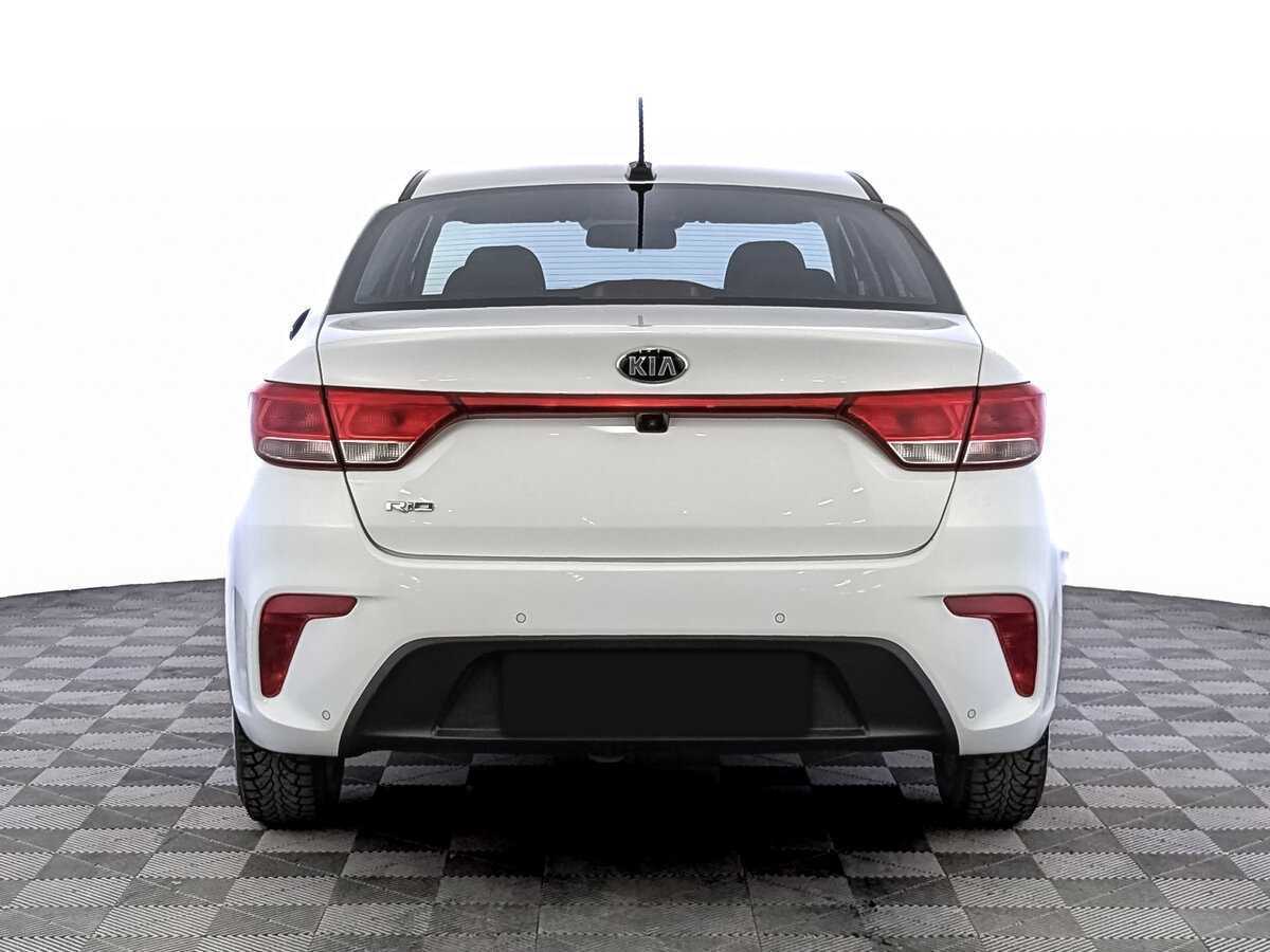 Kia Rio с пробегом — 2018 год. Фото: #5