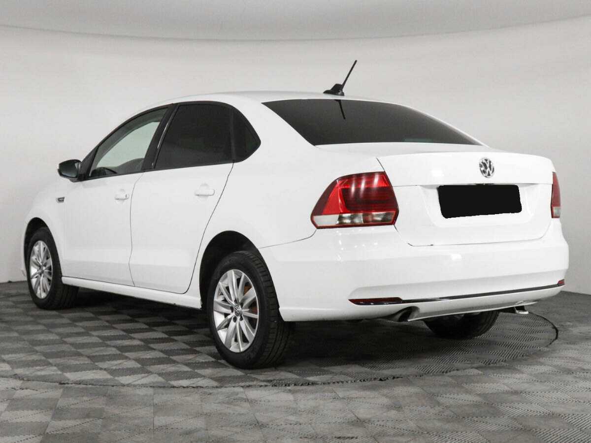 Volkswagen Polo с пробегом — 2019 год. Фото: #6