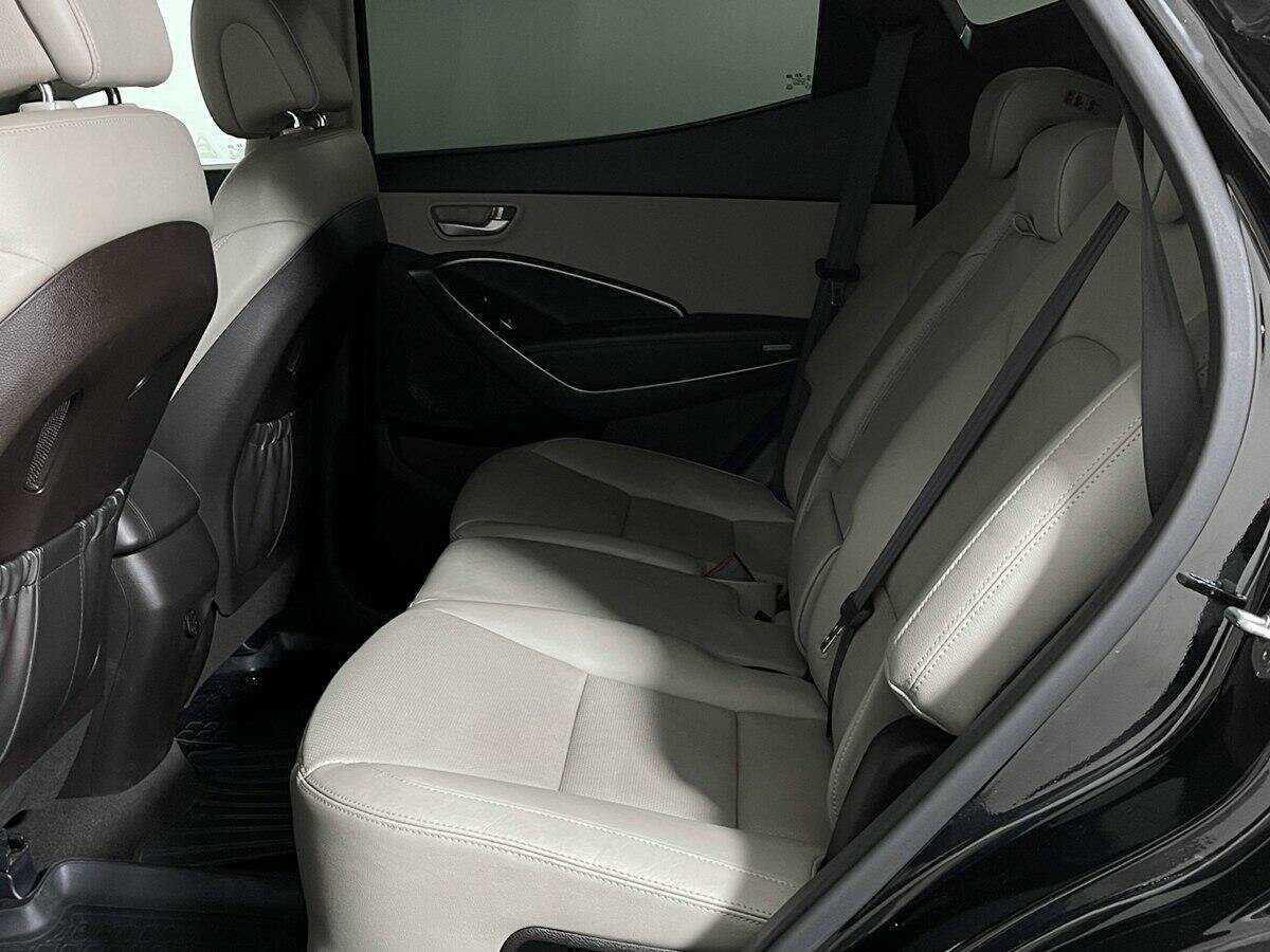 Hyundai Santa Fe с пробегом — 2014 год. Фото: #7