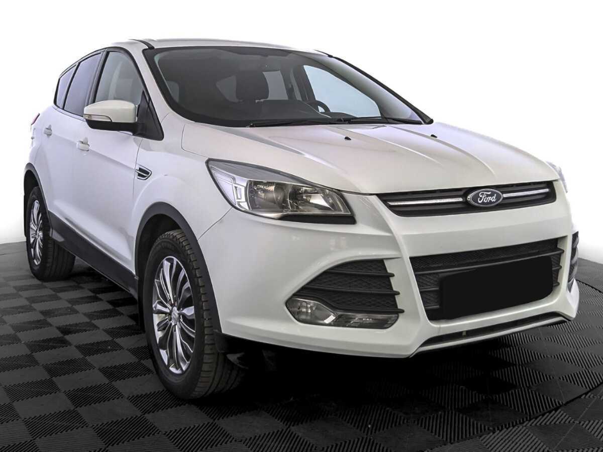 Ford Kuga с пробегом — 2016 год. Фото: #2