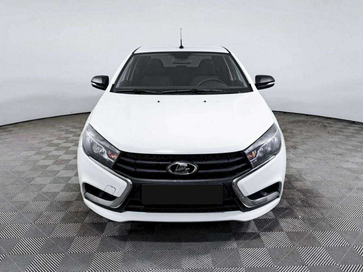 Lada (ВАЗ) Vesta с пробегом — 2021 год. Фото: #1