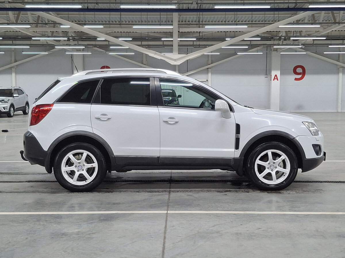 Opel Antara с пробегом — 2013 год. Фото: #3