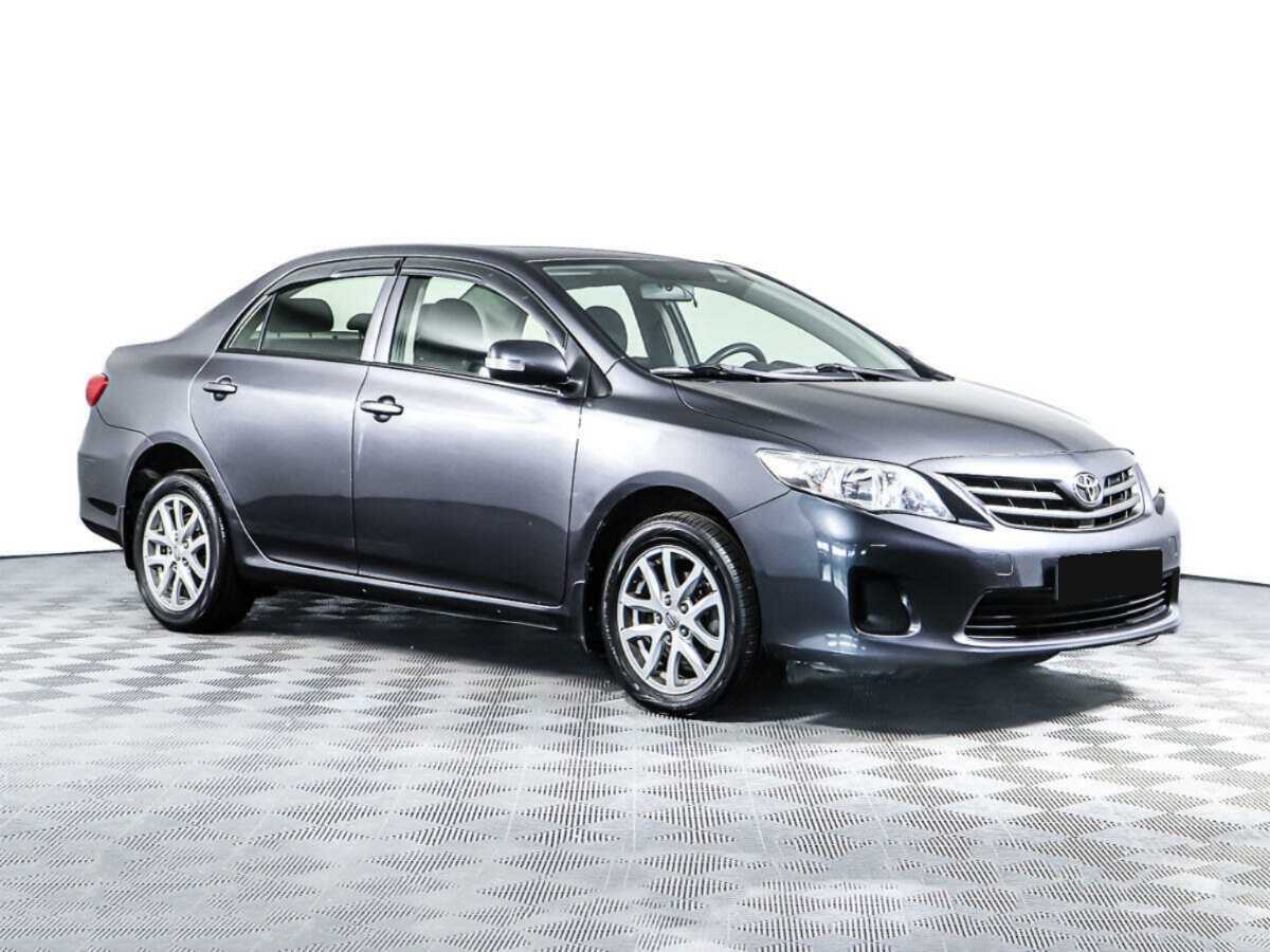 Toyota Corolla с пробегом — 2012 год. Фото: #2