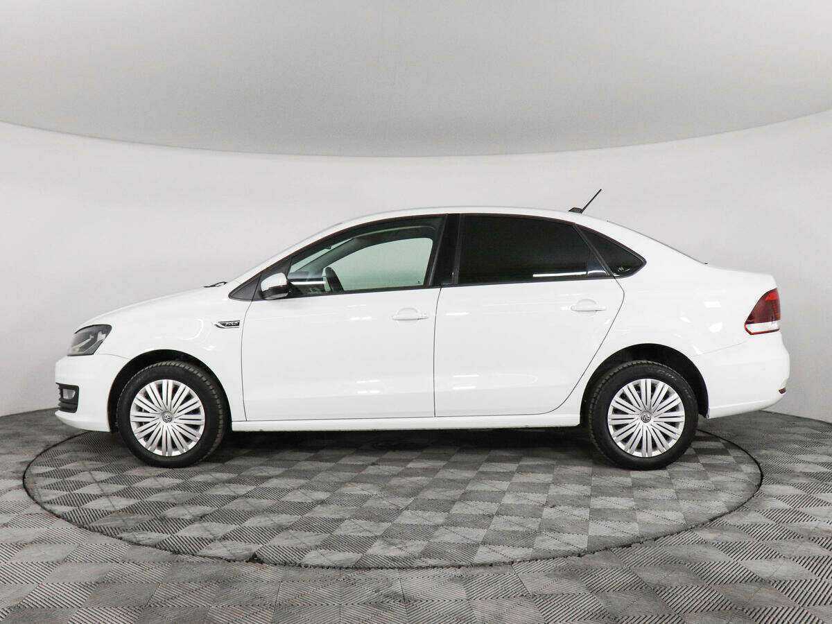 Volkswagen Polo с пробегом — 2019 год. Фото: #6