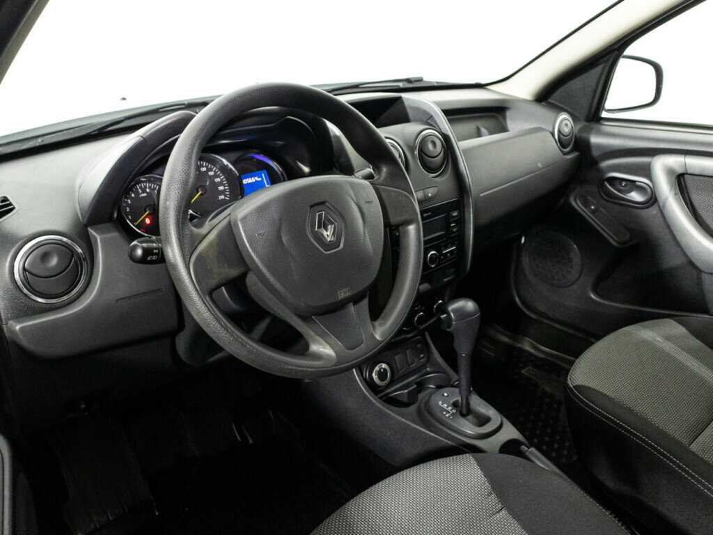 Renault Duster с пробегом — 2017 год. Фото: #10