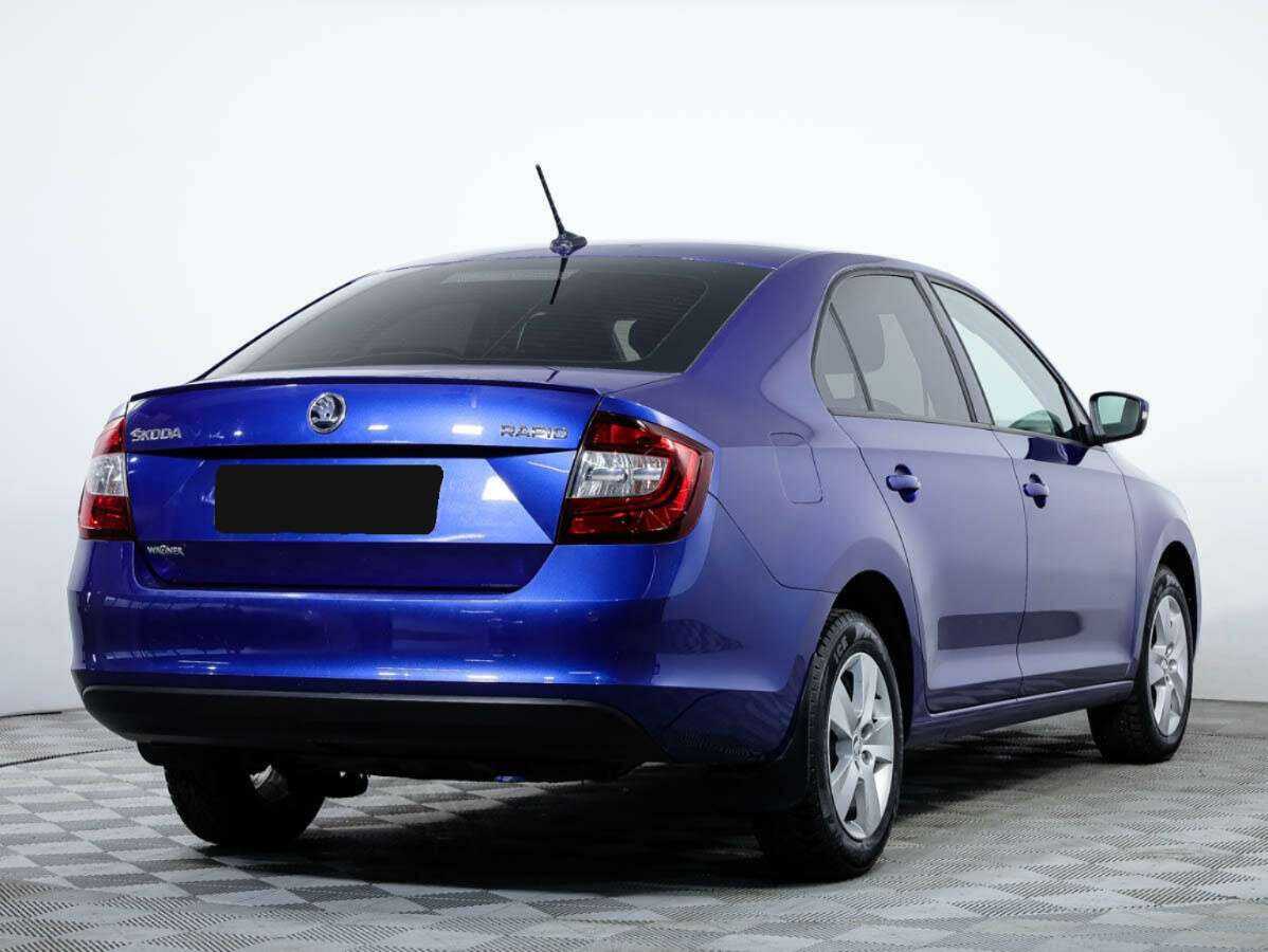 Skoda Rapid с пробегом — 2018 год. Фото: #3