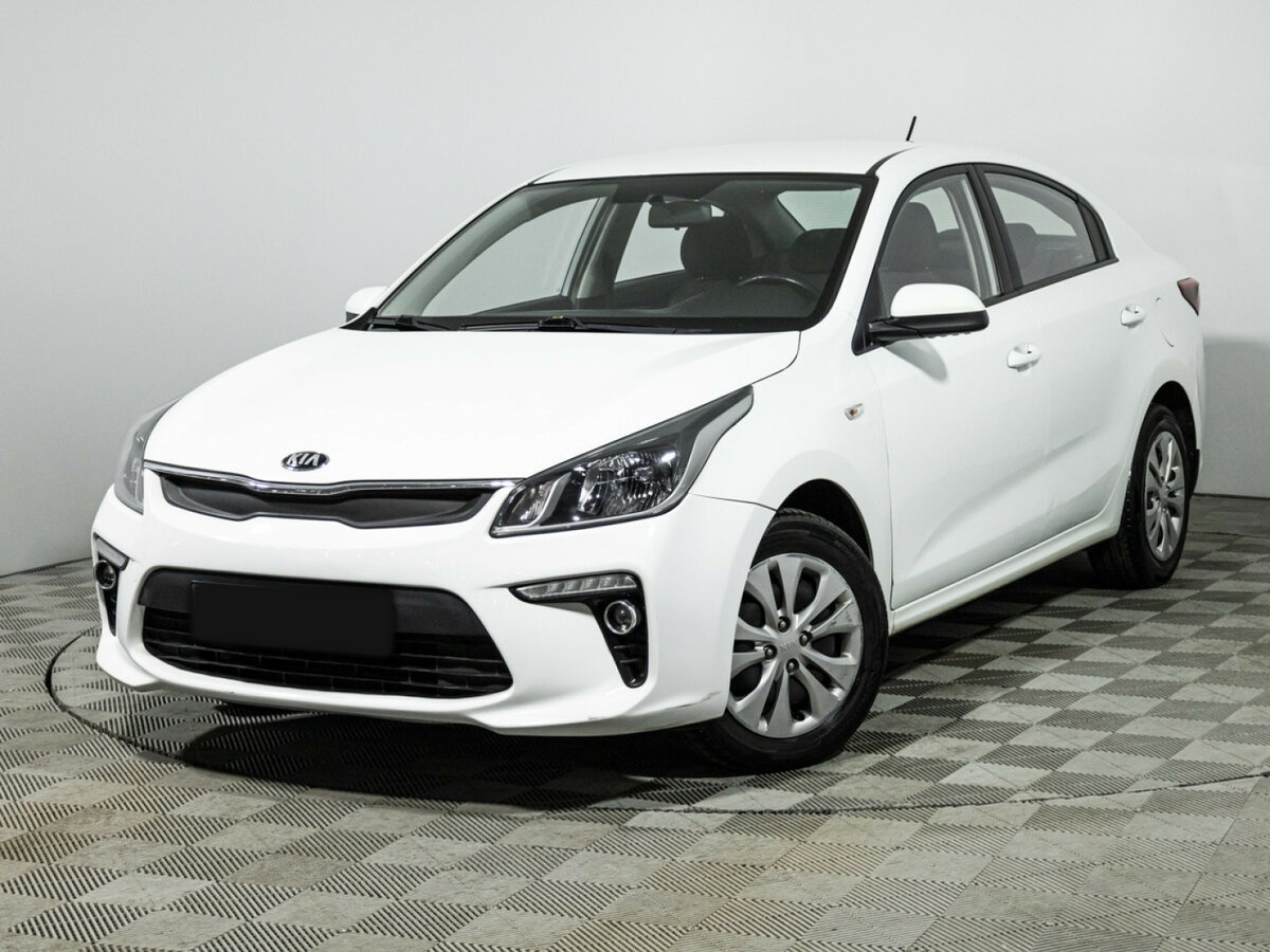 Kia Rio с пробегом — 2018 год. Посмотреть фото