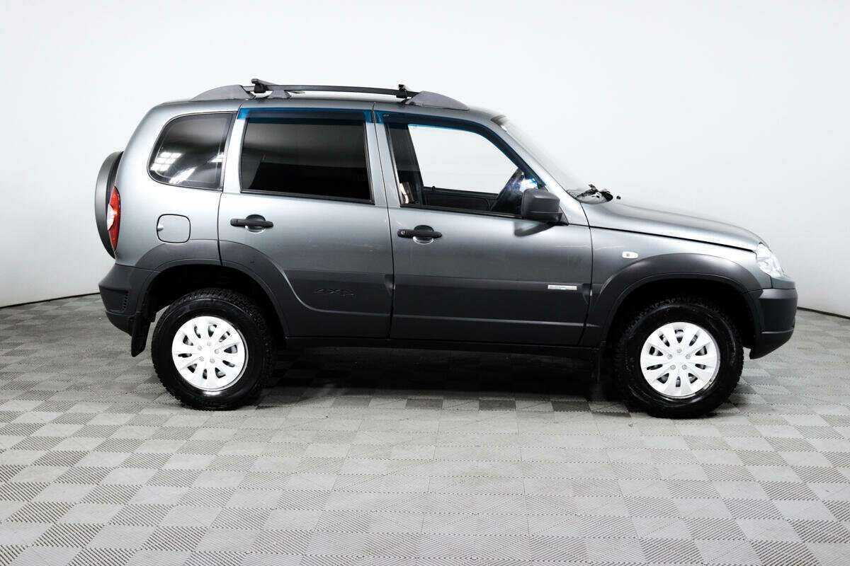 Chevrolet Niva с пробегом — 2014 год. Фото: #3